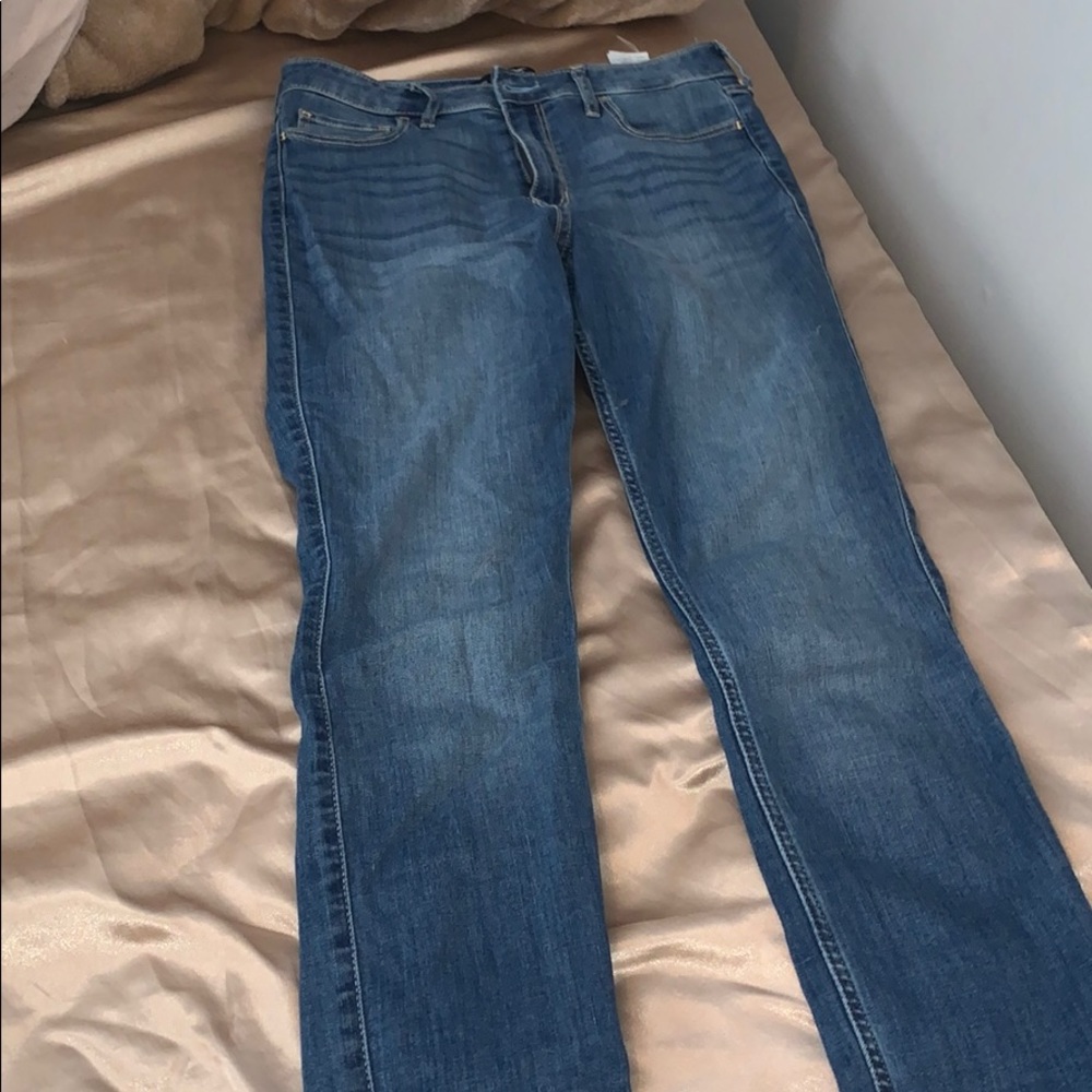 Hollister High-Rise Super Skinny Jean